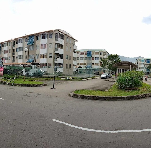 ホームステイ UA 1