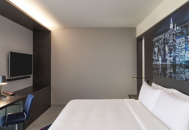 アロフト ドバイ クリーク