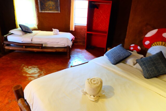 チェンマイ ユニーク マッド ハウジーズ