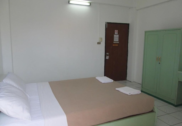 ロイヤル ゲストハウス アット チェンマイ オールド シティ バイ Hjz