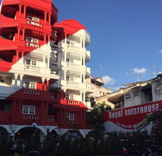 ロイヤル ゲストハウス アット チェンマイ オールド シティ バイ Hjz