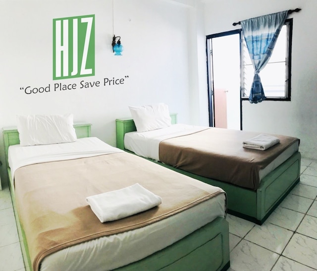 ロイヤル ゲストハウス アット チェンマイ オールド シティ バイ Hjz