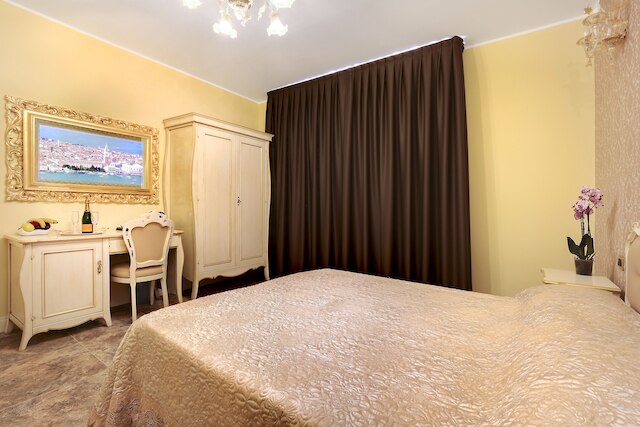 ニュー ライター ホテル