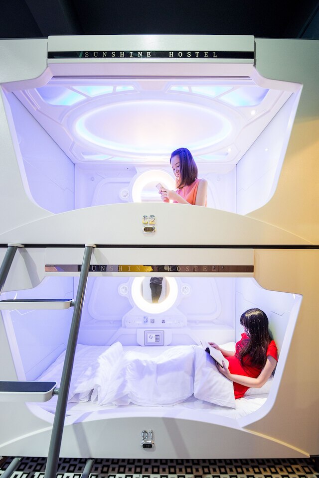 ナン カプセル ホステル
