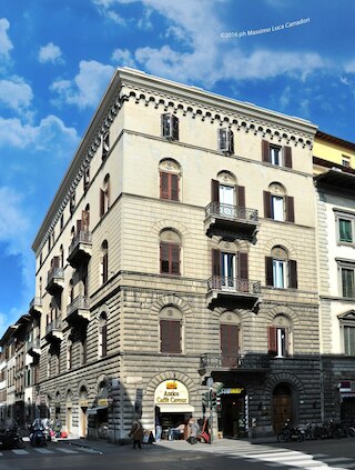 チャーミング スイート カヴール ハート オブ フローレンス