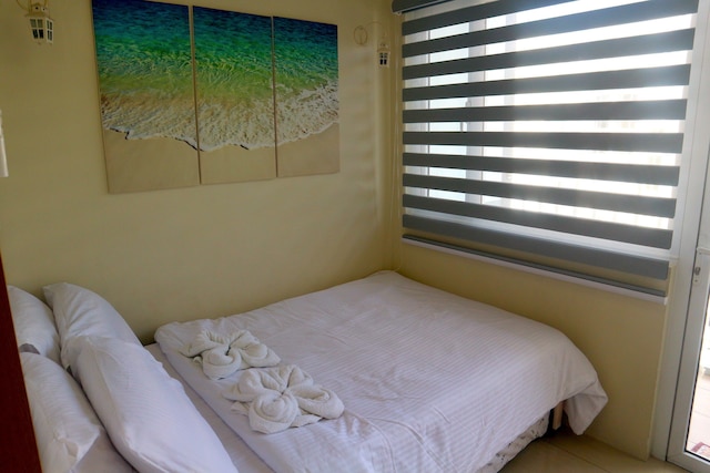 コンドディール アット シェル レジデンシーズ モア パサイ