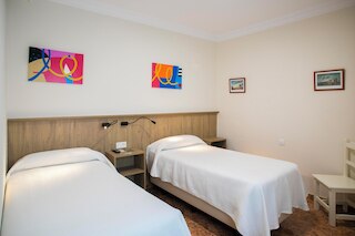 ペンション ドゥルセス スエーニョス