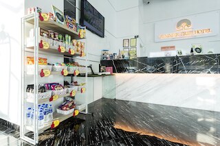 イー レッド ホテル メラカ