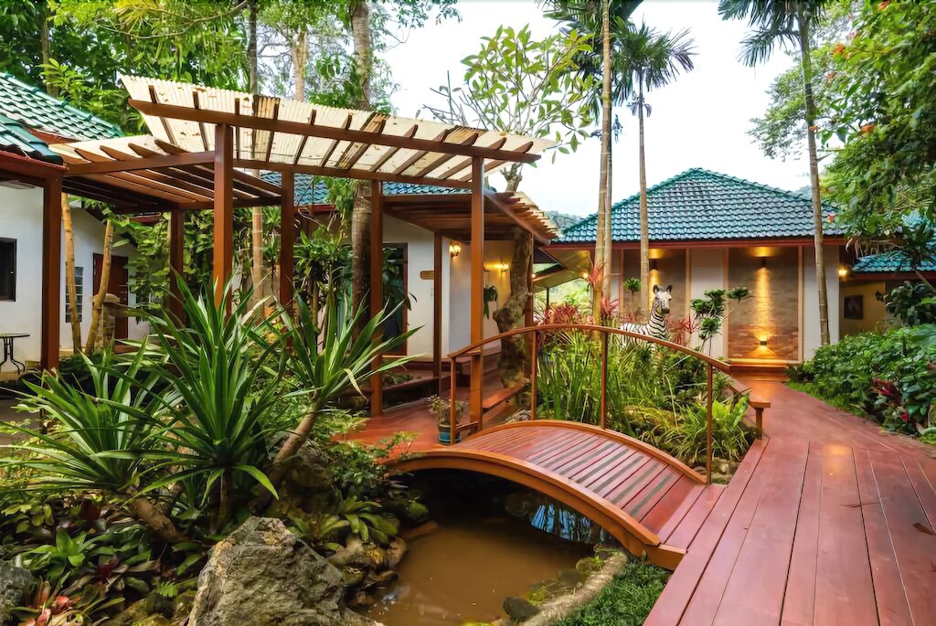 8.スワンキリ エグゼクティブ ファーム リゾート