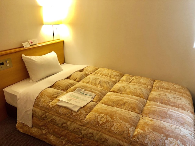 ビジネスホテル コスモイン