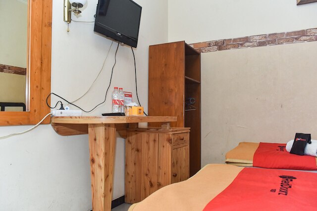 レッドドアーズ ニア スタシウン コタ バル マラン