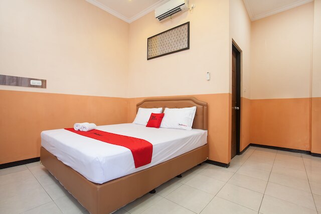 レッドドアーズ アット ランパル