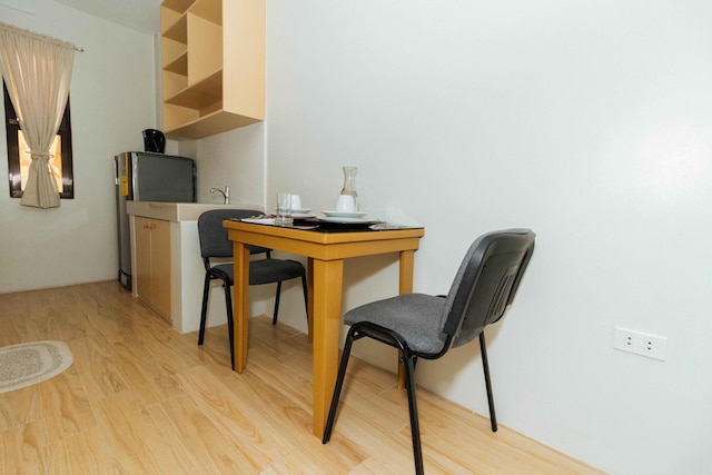 レッドドアーズ プラス アッ ルビー ラス ピナス ウィークリー ステイ