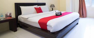 レッドドアーズ プラス アッ ルビー ラス ピナス ウィークリー ステイ