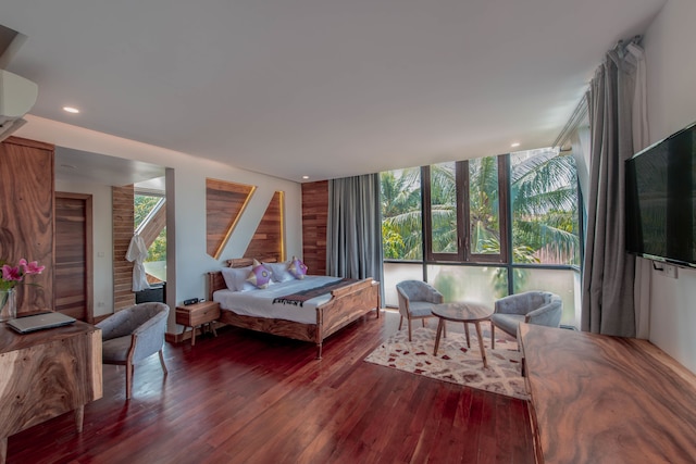 ヴィラ エターナル プライベート プール  3 フローズ & ルーフトップ テラス