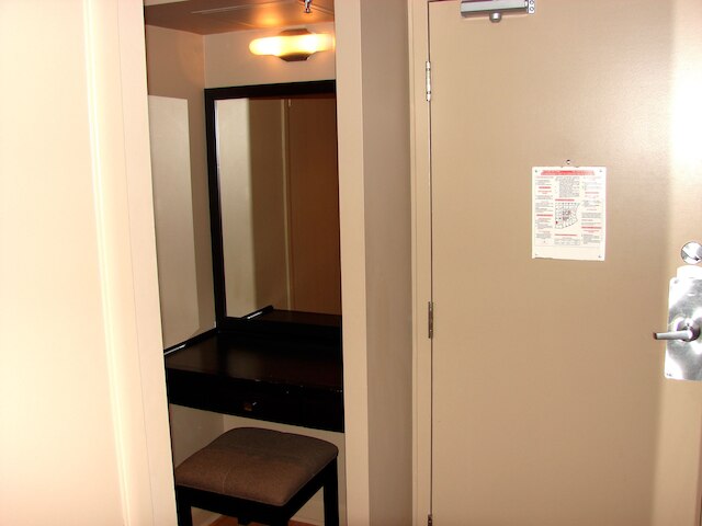 ビジター アコモデーション