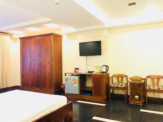 ホエール ホテル