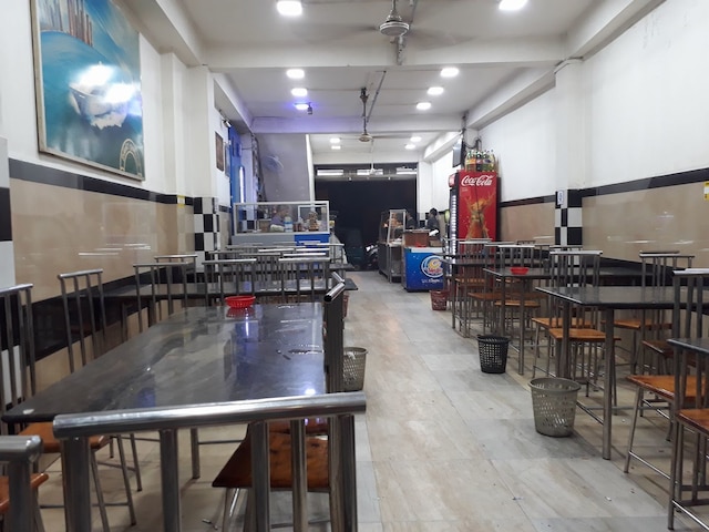 オメガ ホテル & モーテル