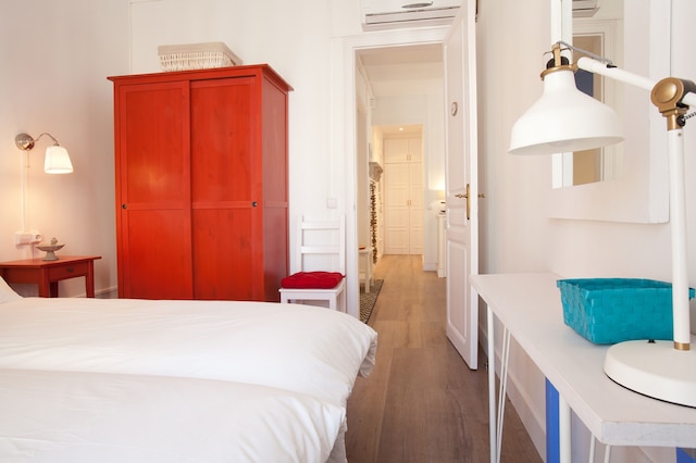 ポブレノウ ネクストドア