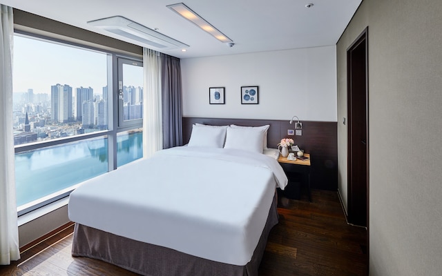 ホテル リバーサイド