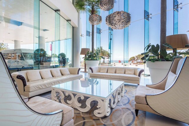 ホリデイ ホリデイ ソウル サーファーズ パラダイス