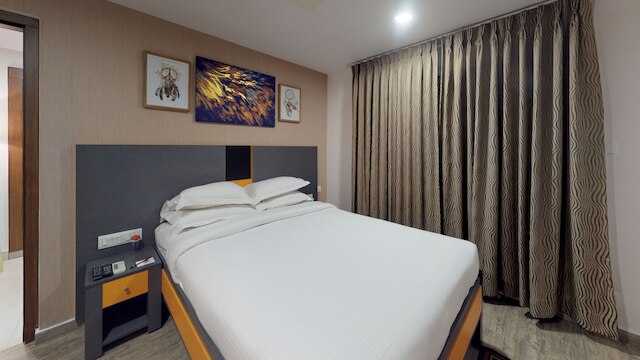 37th クレセント ブティック スイーツ