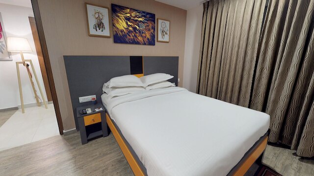 37th クレセント ブティック スイーツ