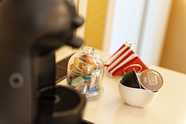 カノーヴァ ルームズ イン スパニッシュ ステップス