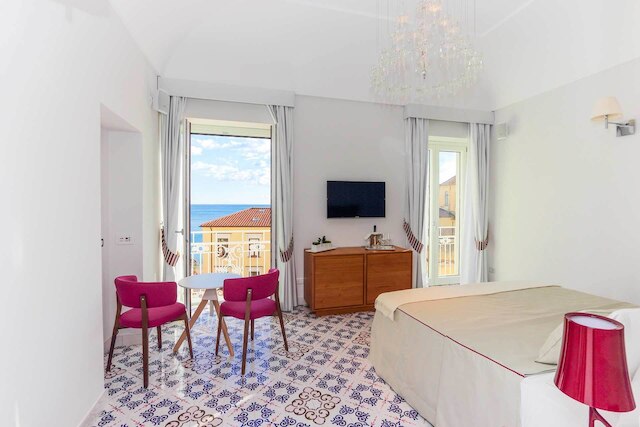 ディエチセディチ