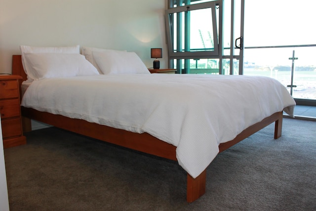 ウォーターフロント ハイライズ アパートメント