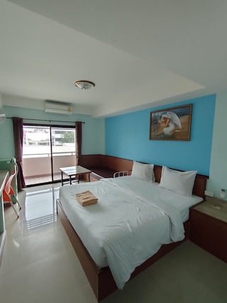 トラダー プレイス