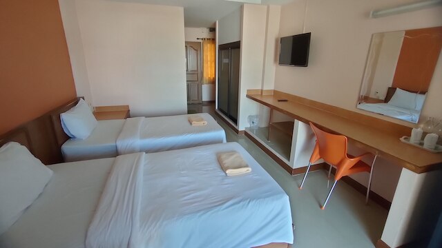 トラダー プレイス