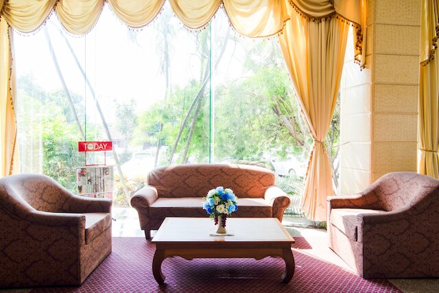 アユタヤ リバー ビュー ホテル