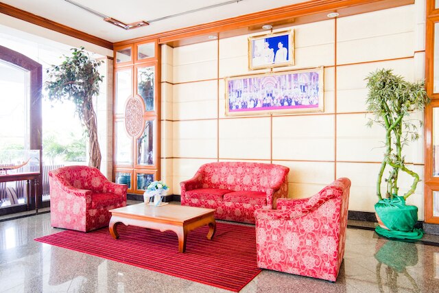 アユタヤ リバー ビュー ホテル