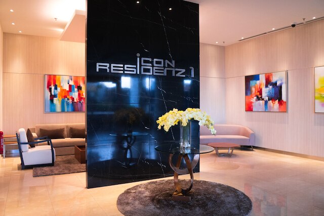 アイコニック ホームステイ