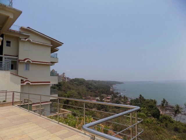 カサメルホール アパートメント プール ニア パンジ CM054