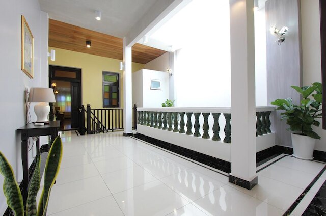 ザ エガートン ムラカ