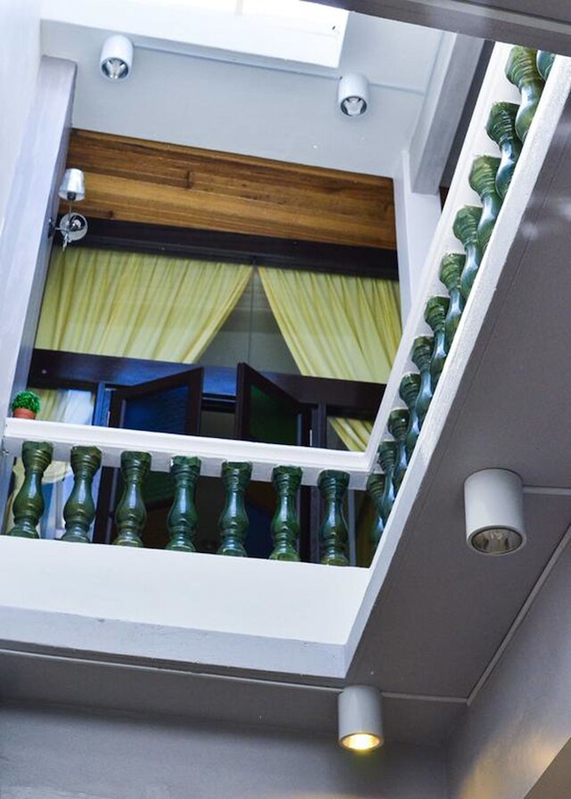 ザ エガートン ムラカ