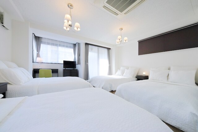 大阪難波楽々ホテル