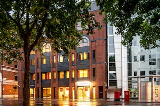 イージーホテル ロンドン シティ ショーディッチ