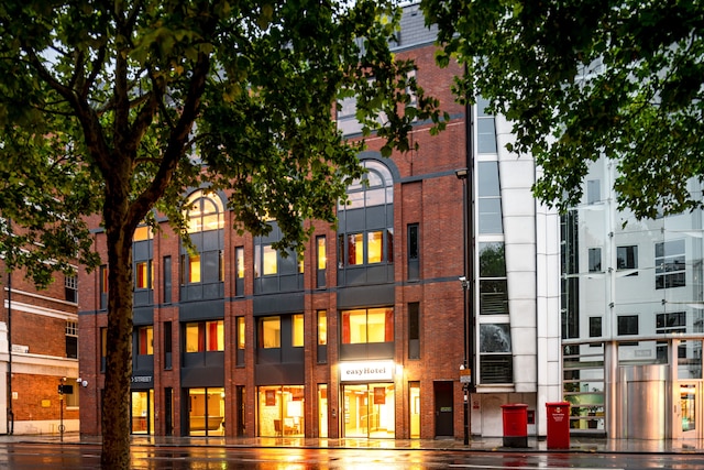 イージーホテル ロンドン シティ ショーディッチ