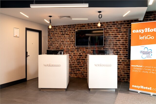 イージーホテル ロンドン シティ ショーディッチ