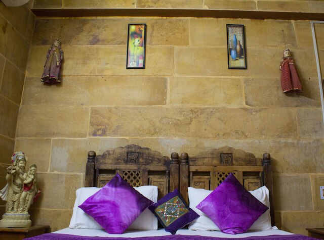 ホテル シャヒ パレス