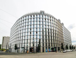 アレクサンダープラッツ・アパートでの休日