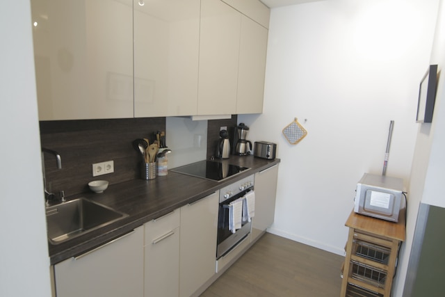 アレクサンダープラッツ・アパートでの休日