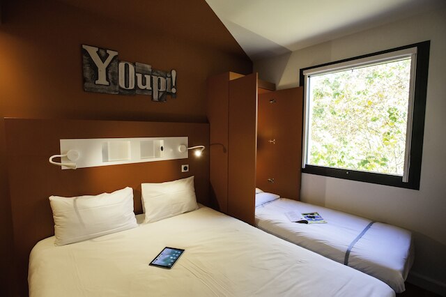 イビス バジェット シャトー ティエリ