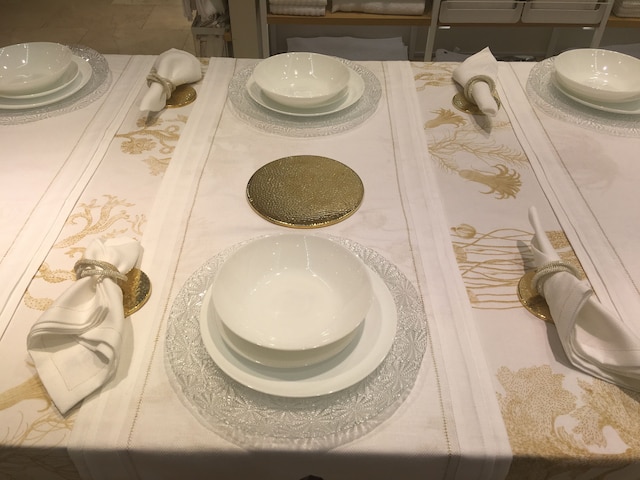 パノラミック ビューズ イン ブランド ニュー アパートメント