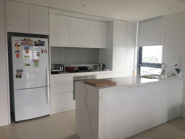 パノラミック ビューズ イン ブランド ニュー アパートメント