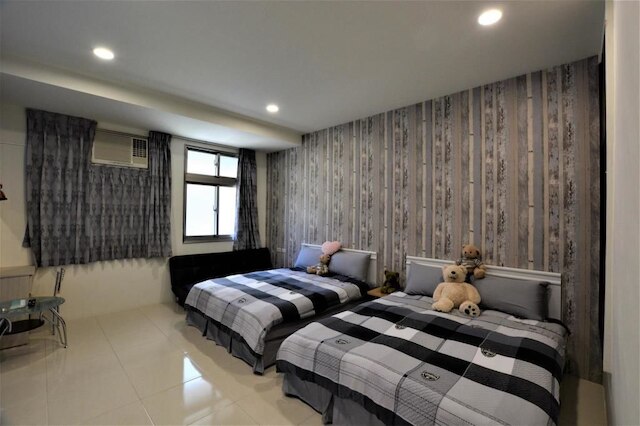 台南ジエ グオ イン(台南潔果驛站)