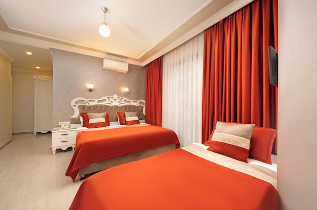 デラックス ニューポート ホテル - オールド シティ